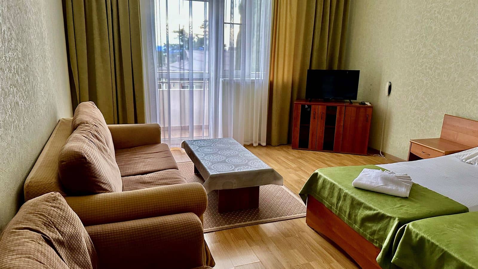 rooms-3mest-ux
