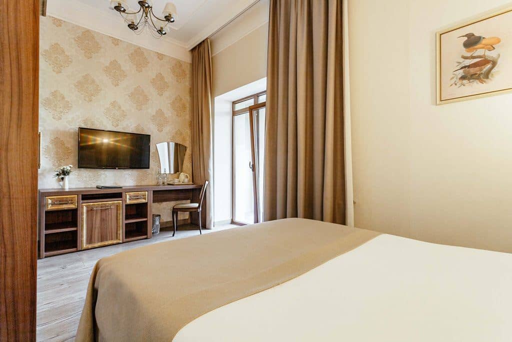 rooms-standart-balcony-parkmountain