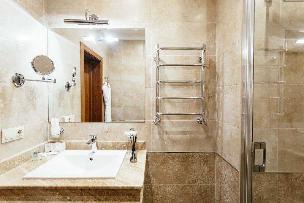 rooms-suite-2-rooms-balcony-sea-viewpark