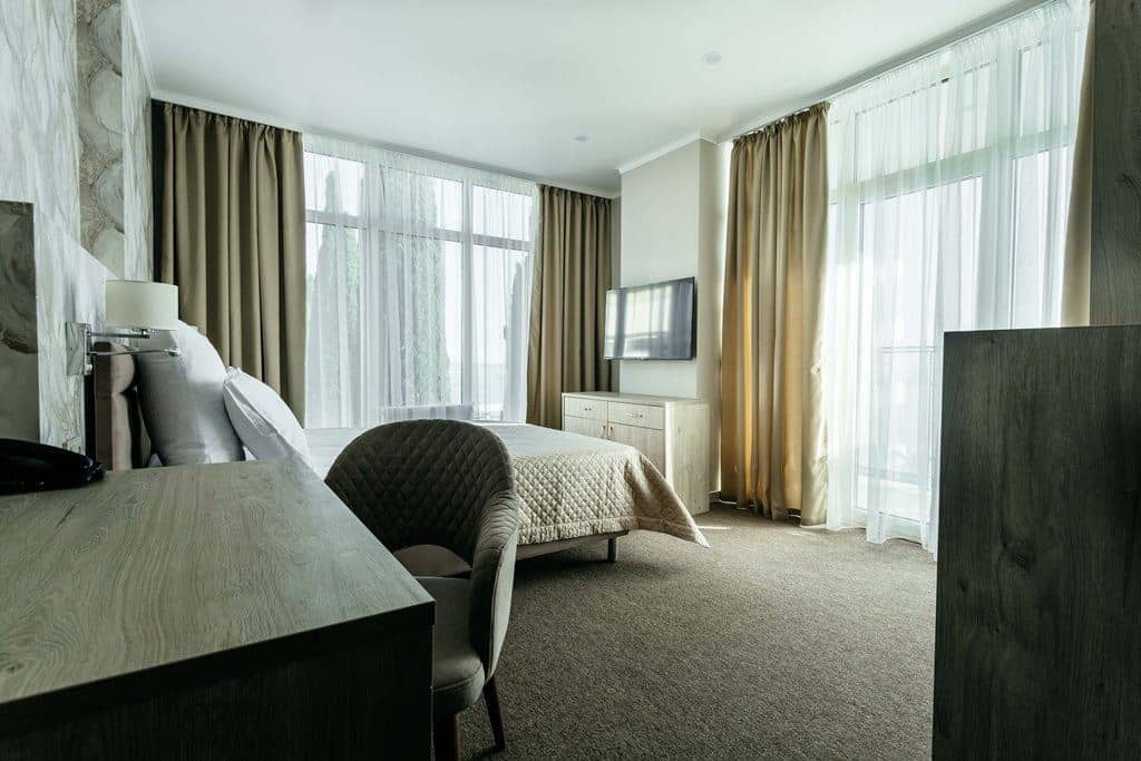 rooms-family-suite-balcony-sea-view