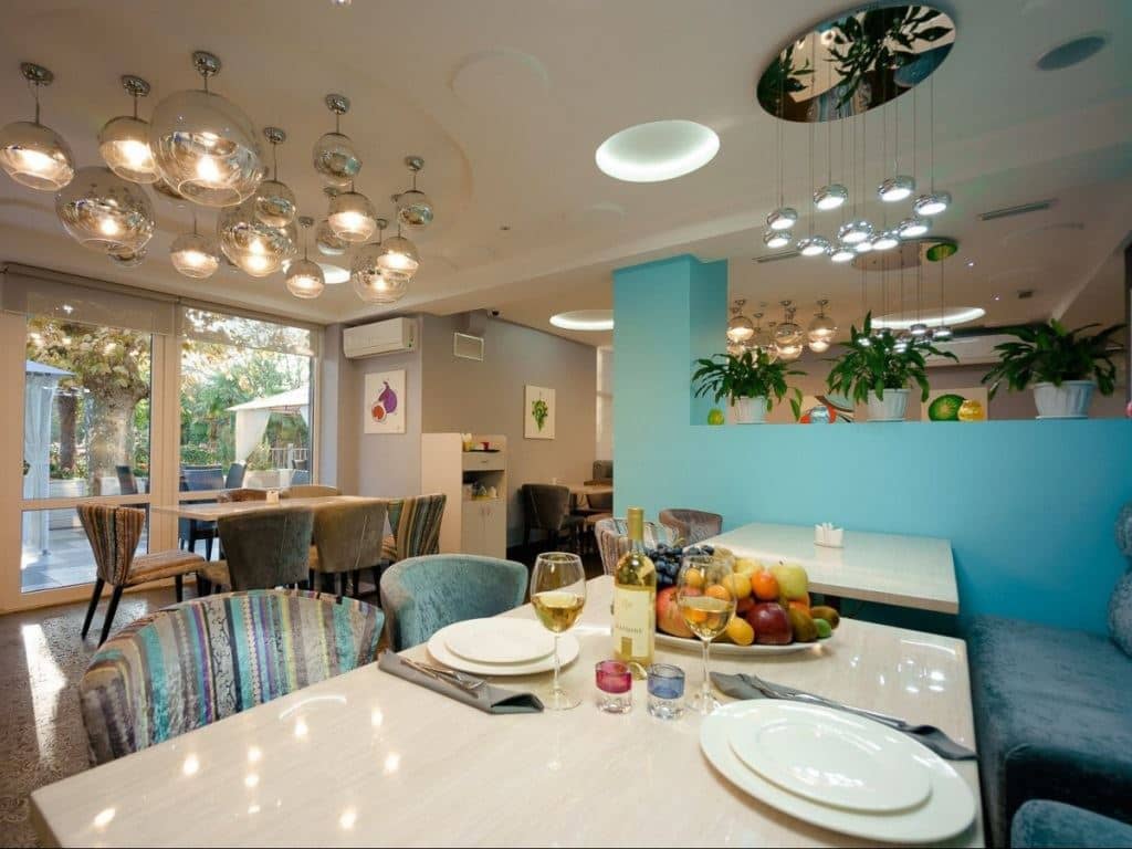 restaurants-restoran