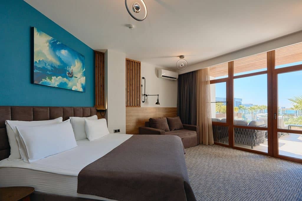 rooms-delux-sea-terrasa