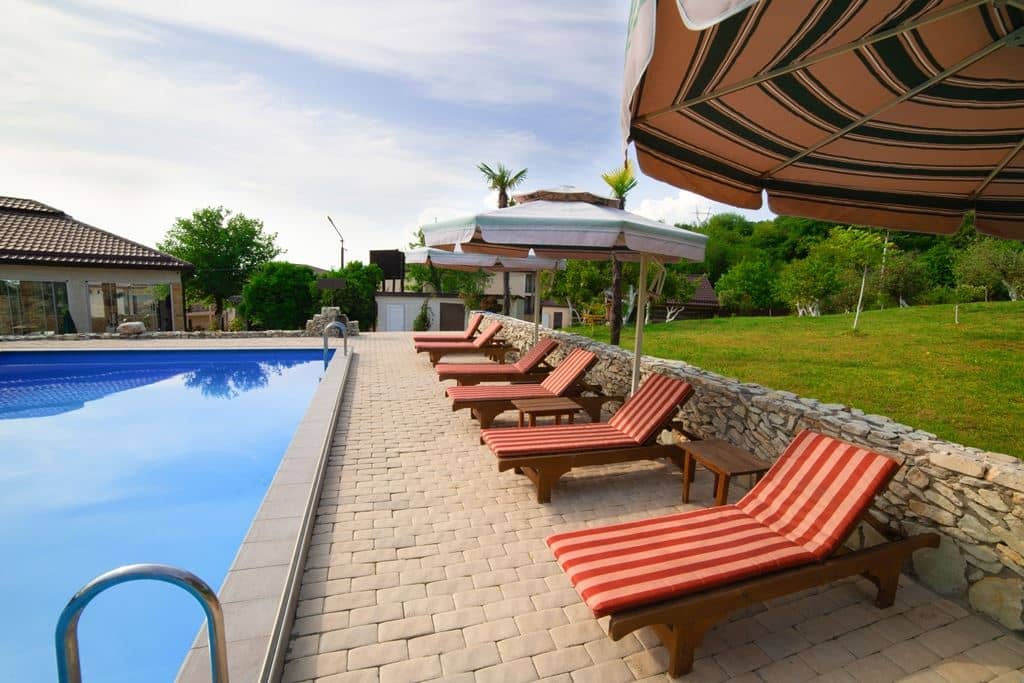 pools-outdoor-pool