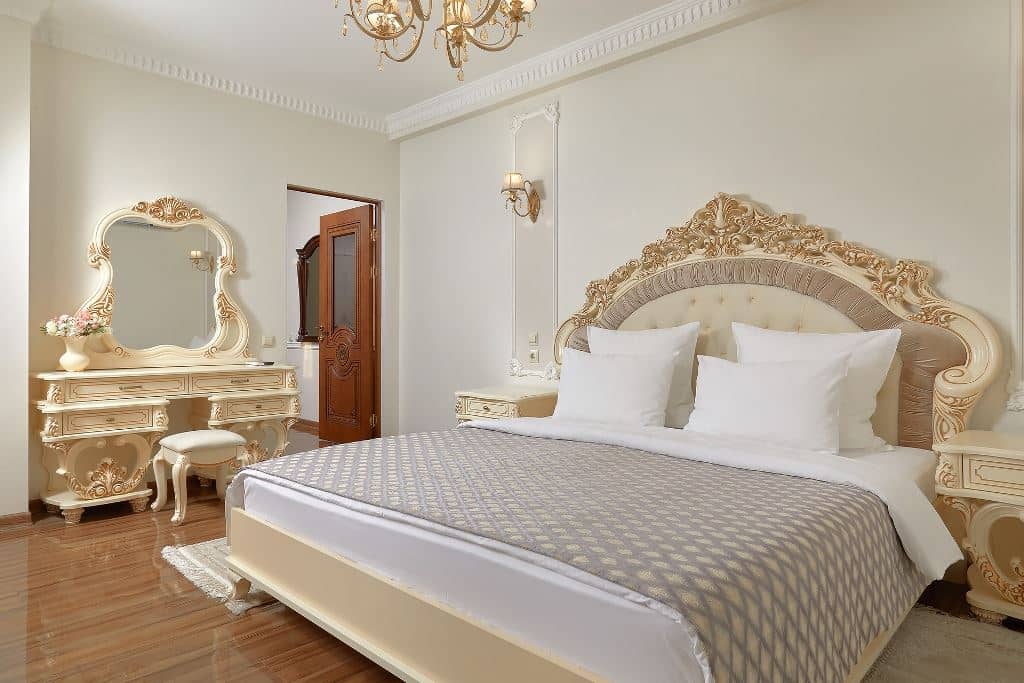 rooms-royal-suite