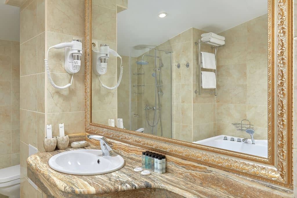rooms-royal-suite