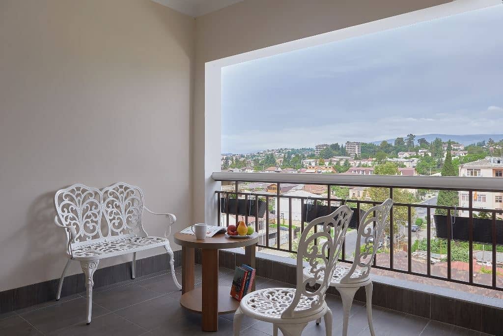 rooms-family-room