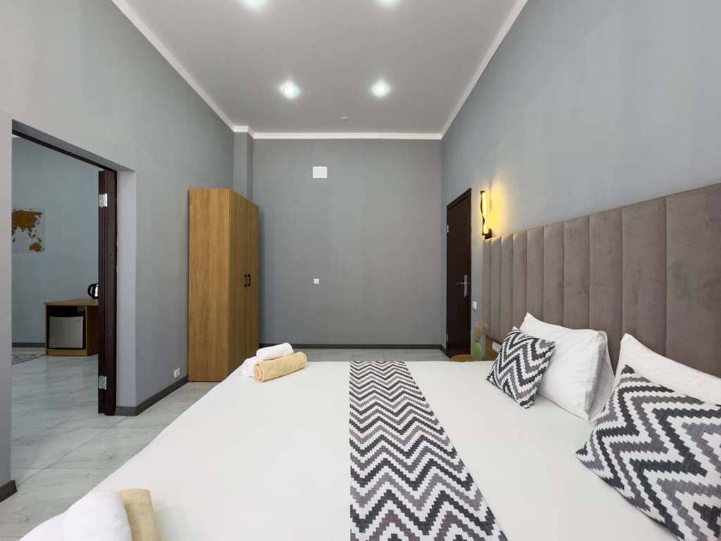 rooms-suite