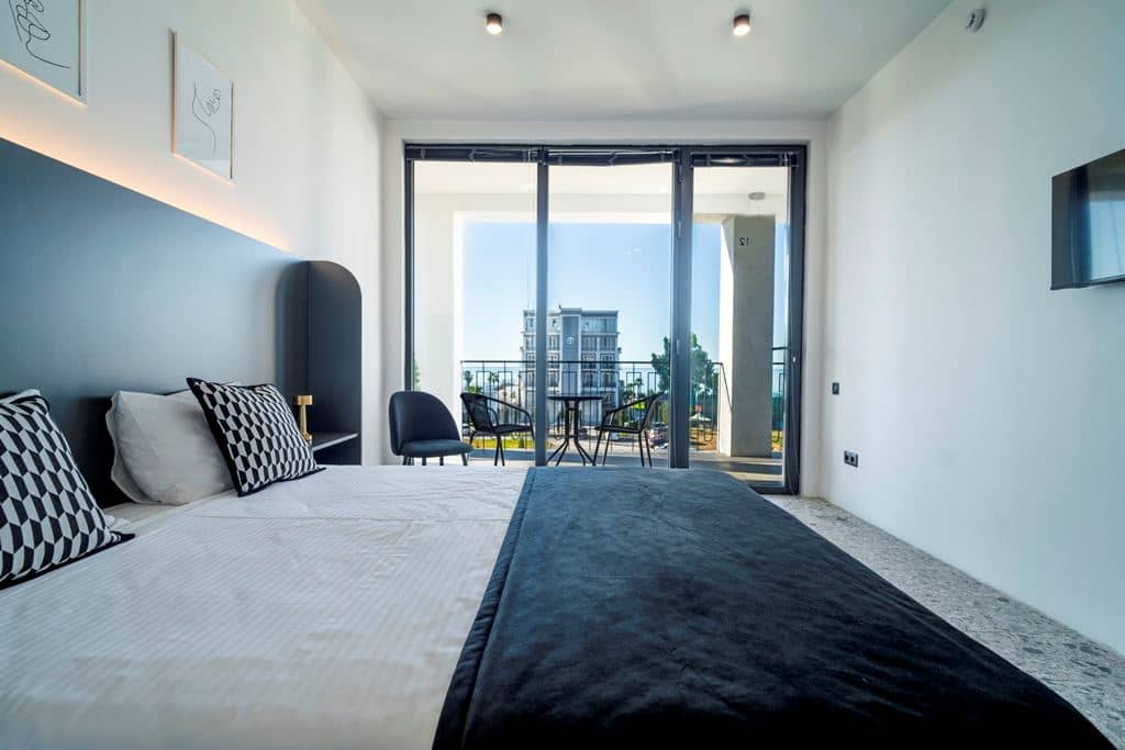 rooms-standart-balcony-sea-corp-2