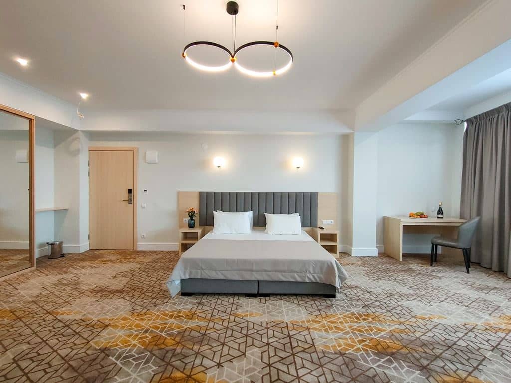 rooms-suite