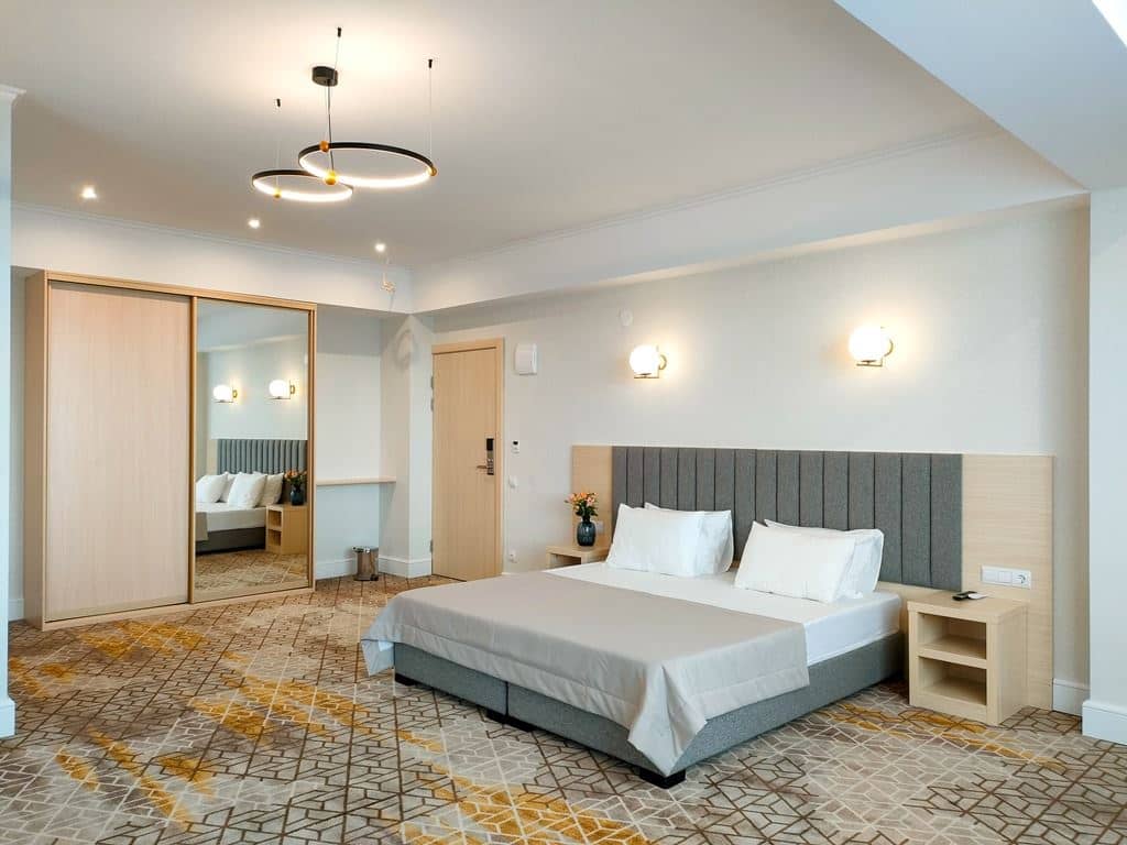 rooms-suite
