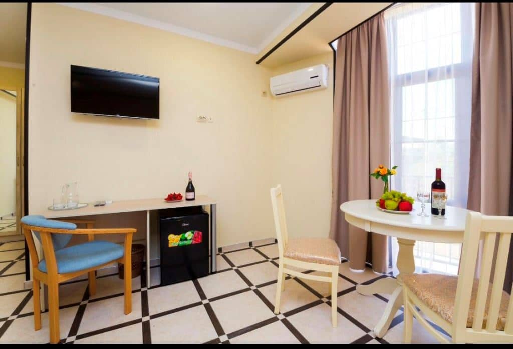 rooms-standart-balcony