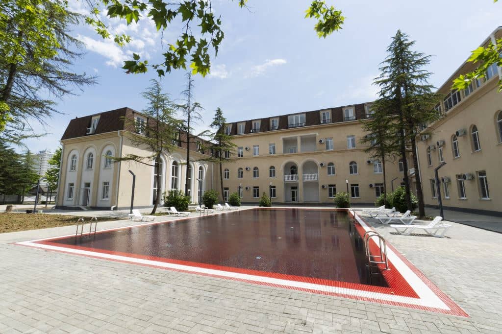 pools-outdoor-pool