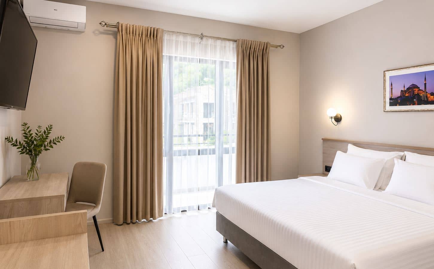 rooms-standart-uluch-s-balkononom