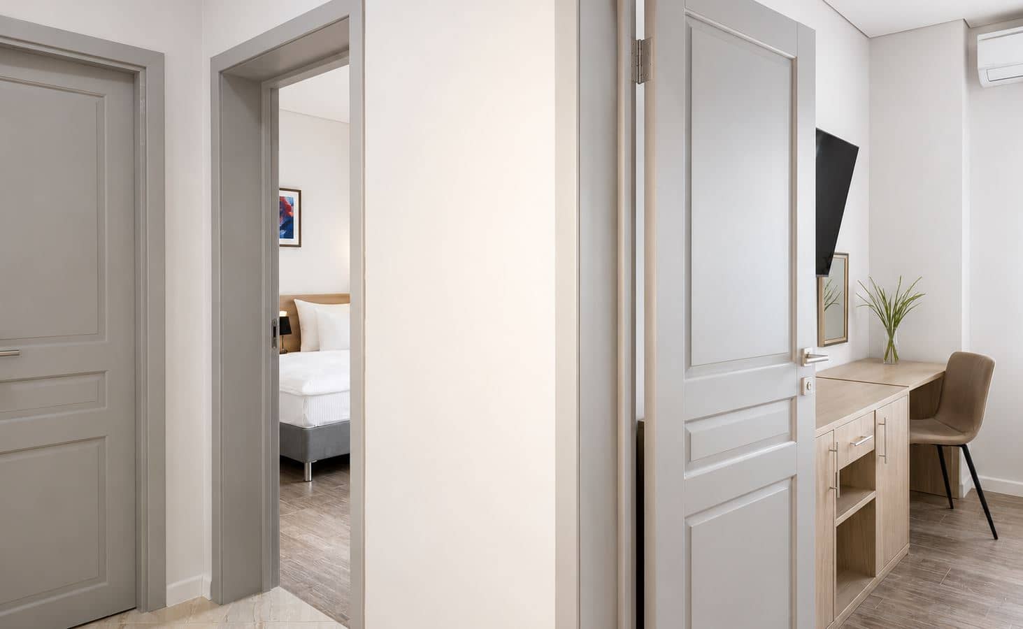 rooms-suite-s-balkonom