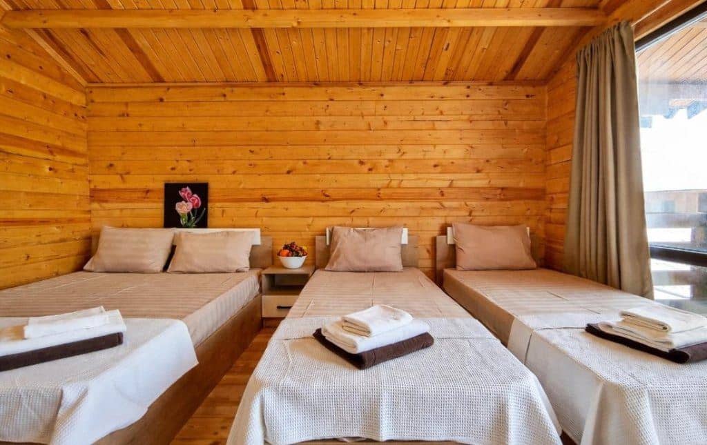 rooms-aqudro-shale