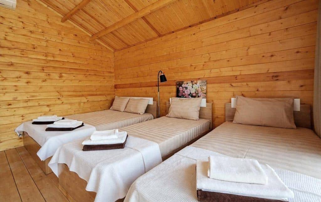 rooms-aqudro-shale