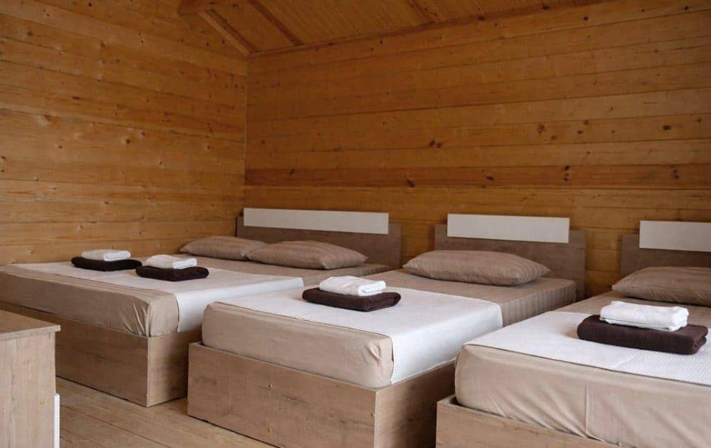 rooms-aqudro-shale
