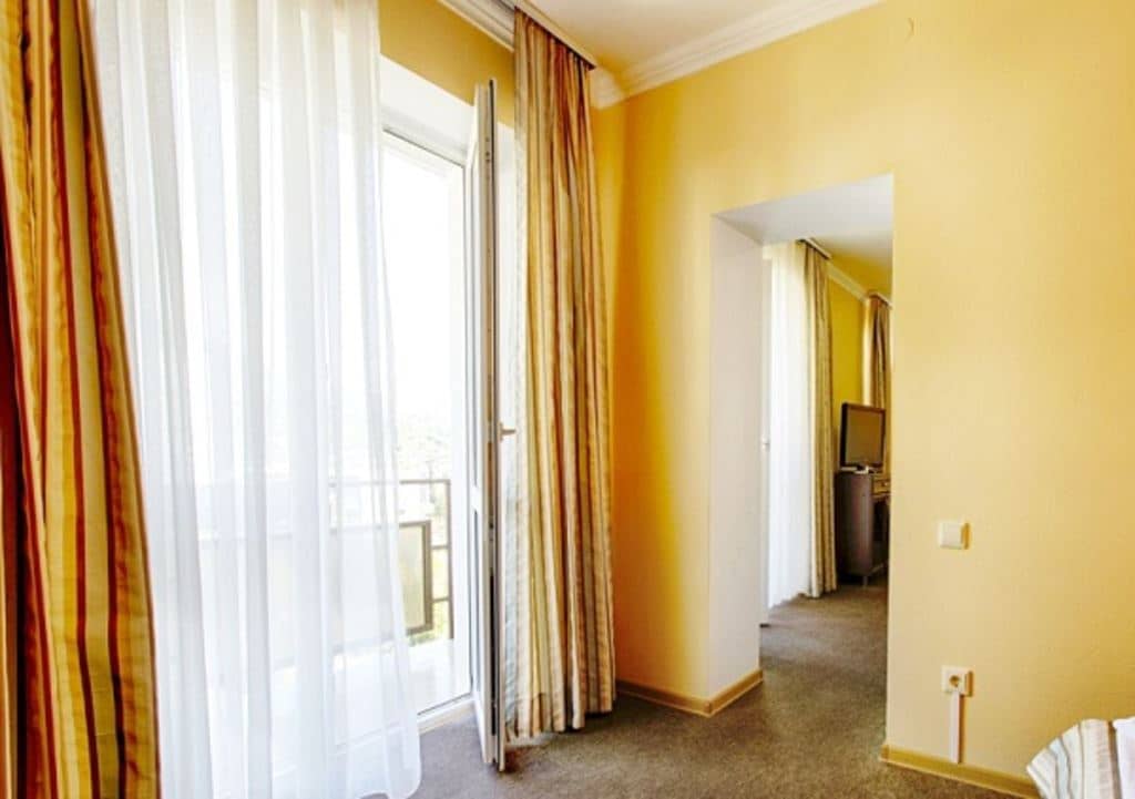 rooms-poluluks