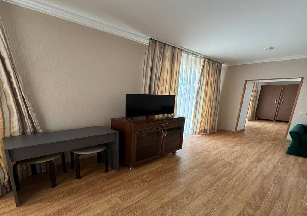 rooms-poluluks
