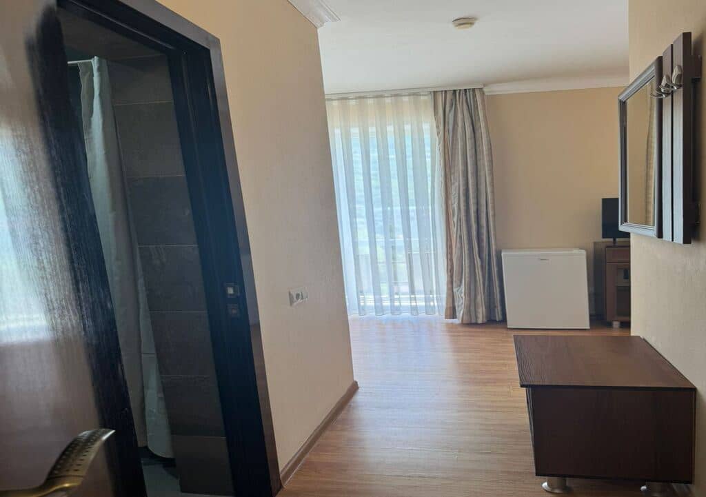 rooms-poluluks