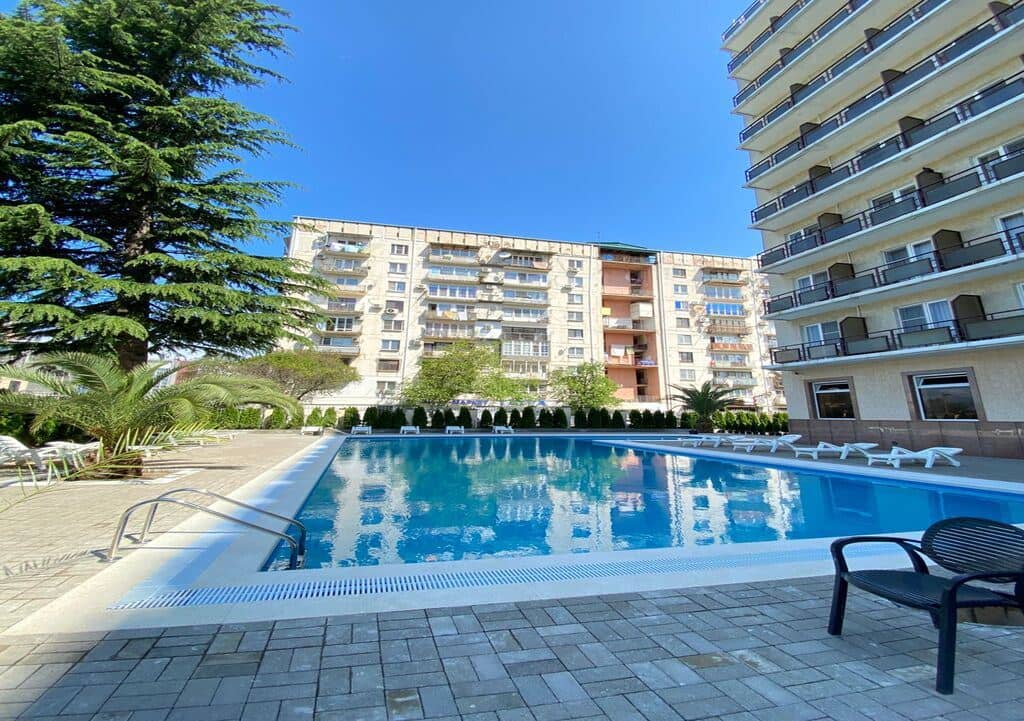 pools-outdoor-pool