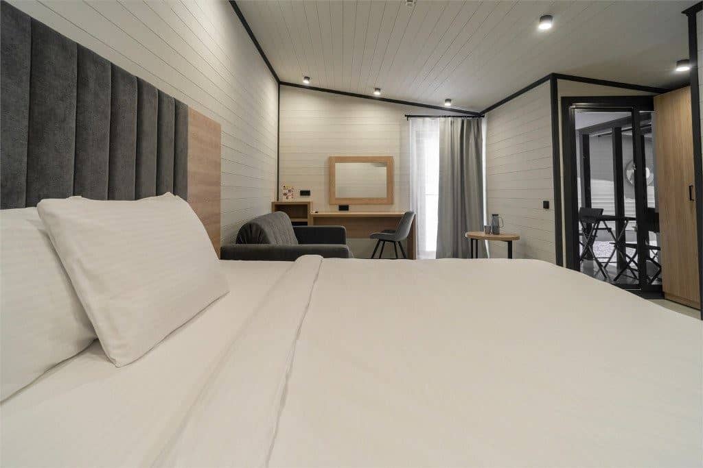 rooms-shale