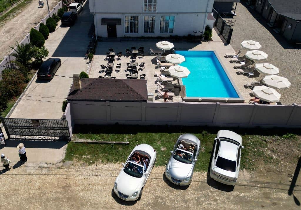 pools-outdoor-pool