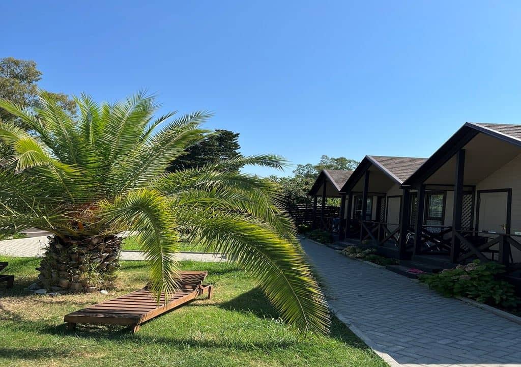 rooms-standard-room-with-two-single-beds