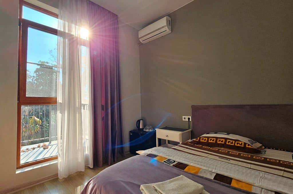 rooms-standart-with-balcony-extra-bed
