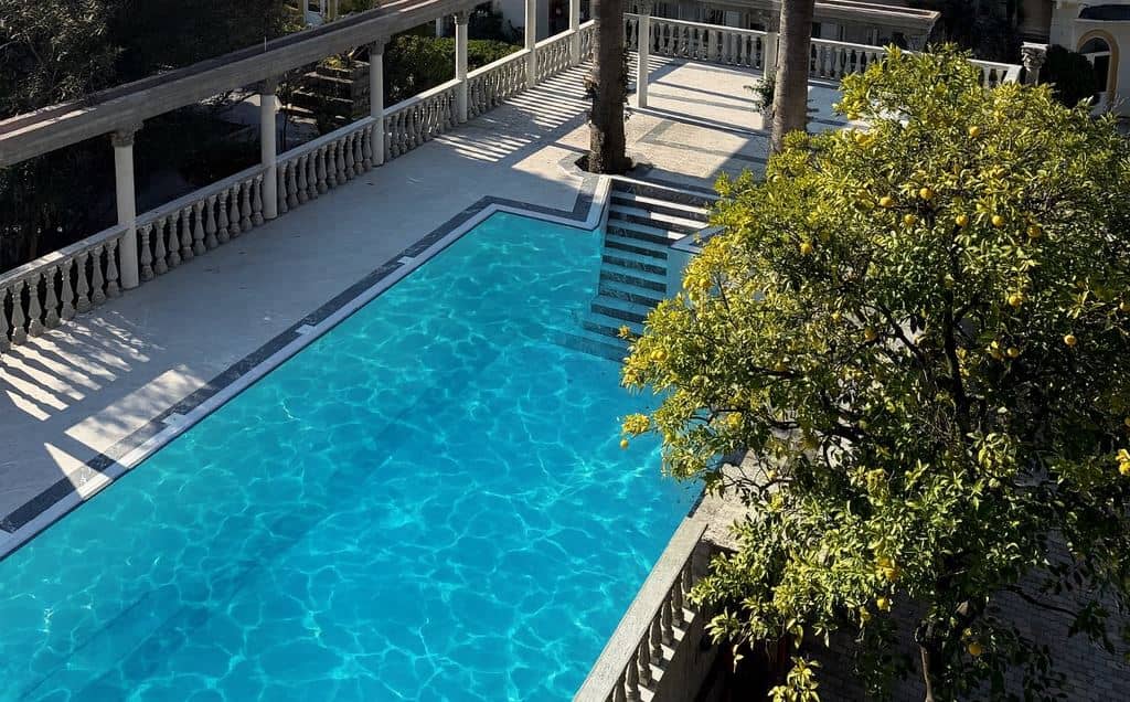 pools-outdoor-pool