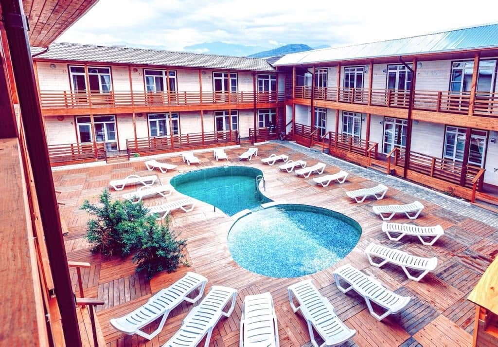 pools-outdoor-pool
