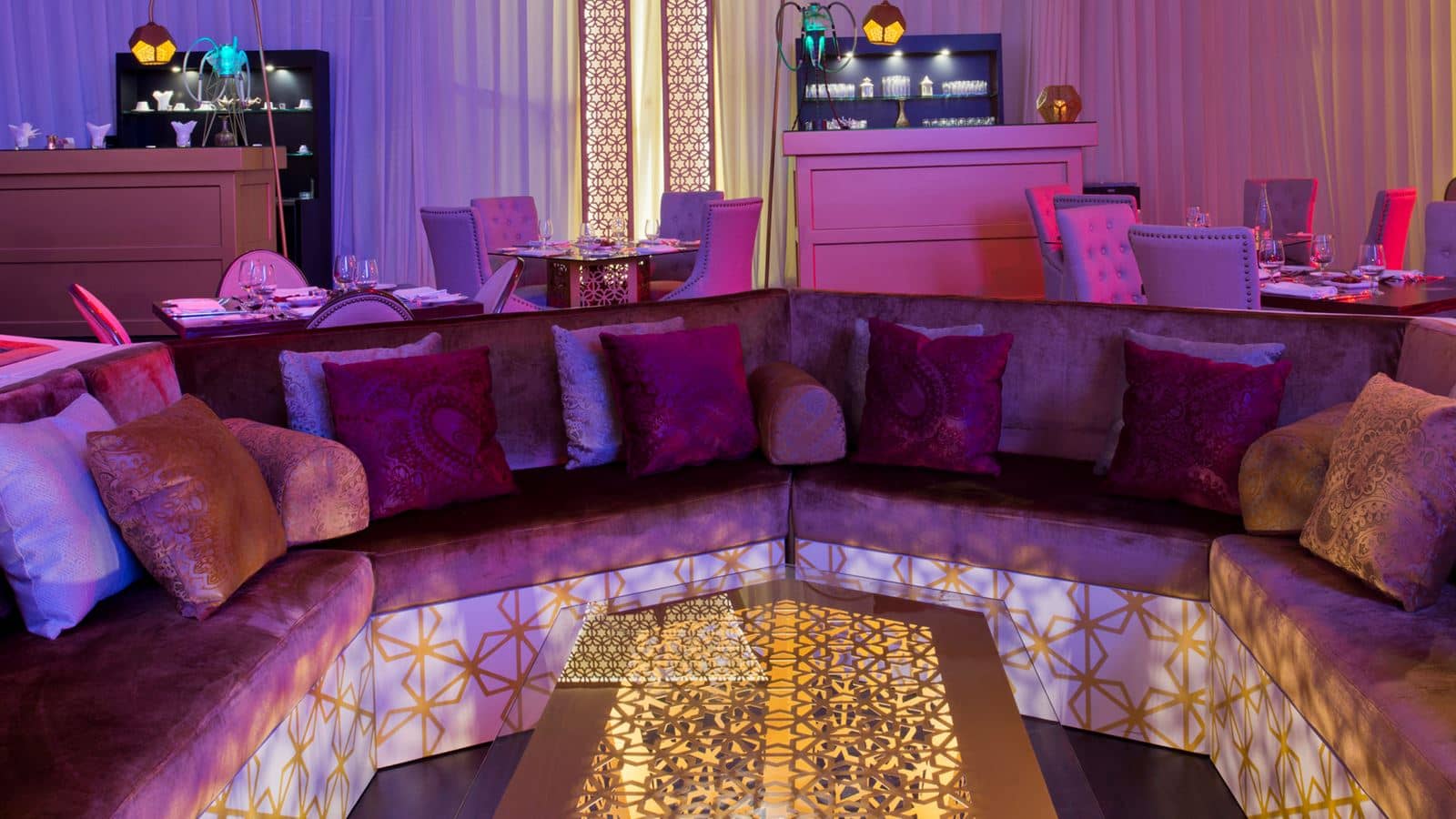 bars-cut-bar-lounge