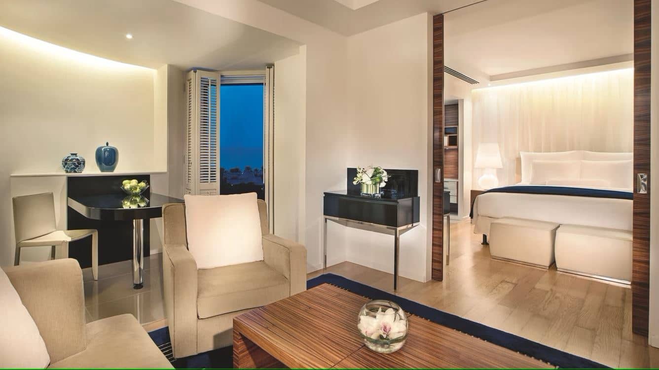 rooms-club-suite