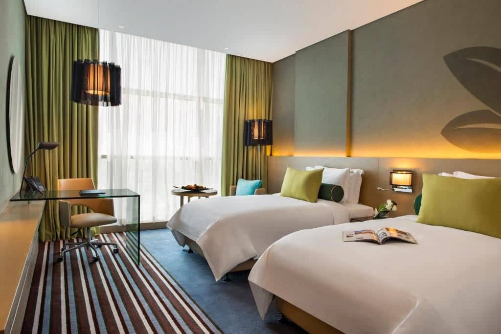 rooms-high-floor-room