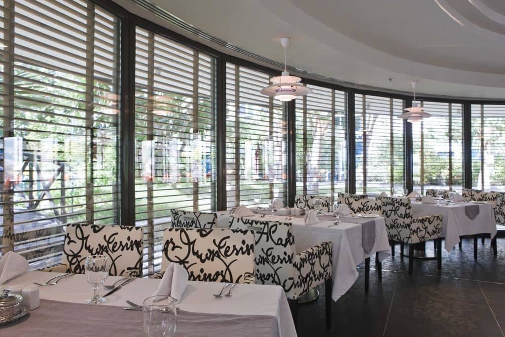 restaurants-restaurants