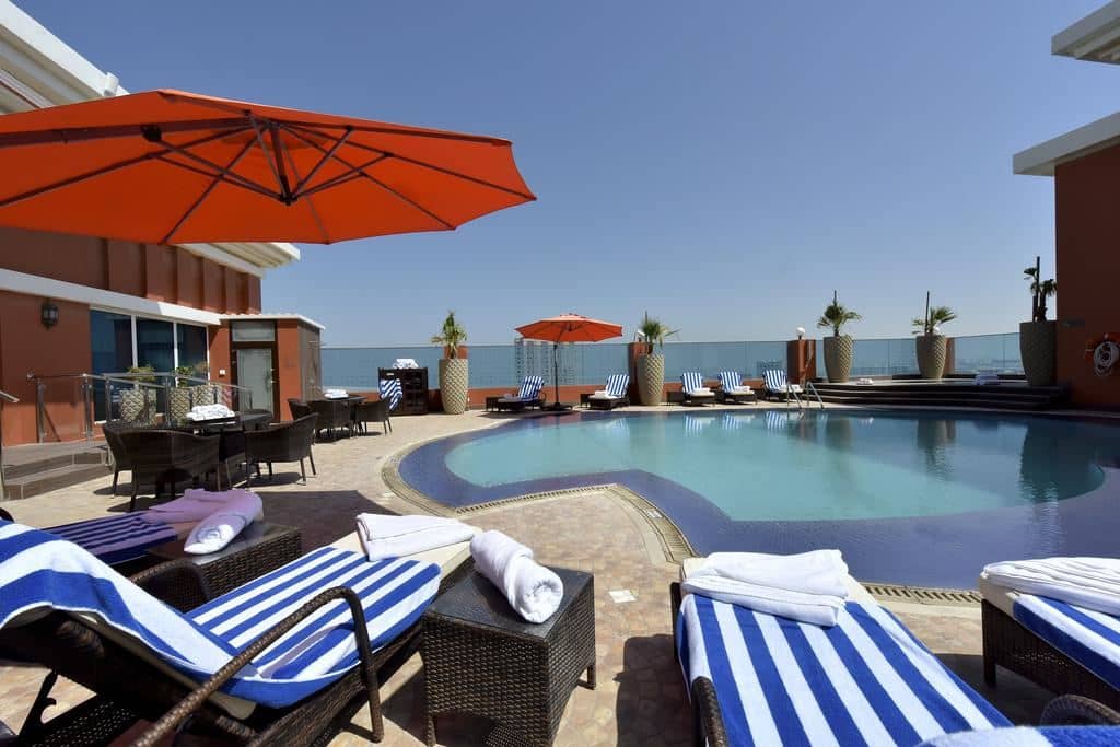 pools-outdoor-pool