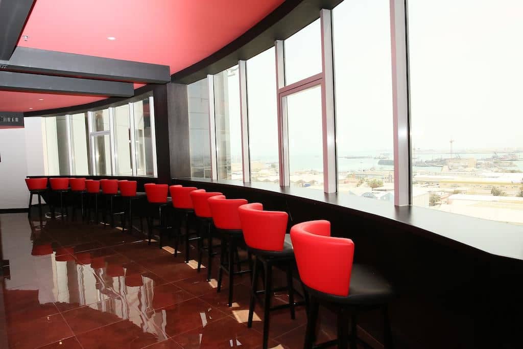 bars-sea-view-bar