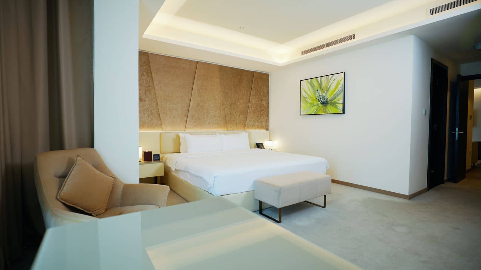 rooms-luxury-suites