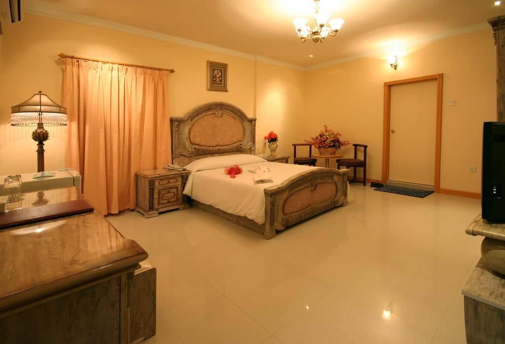 rooms-standard-room