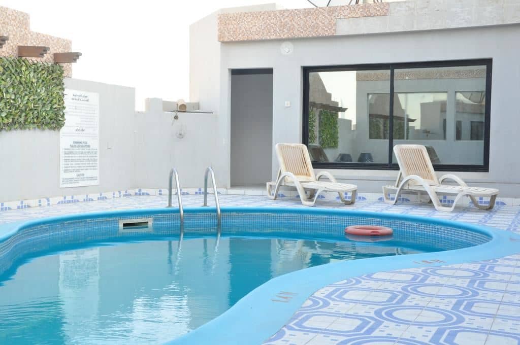 pools-outdoor-pool