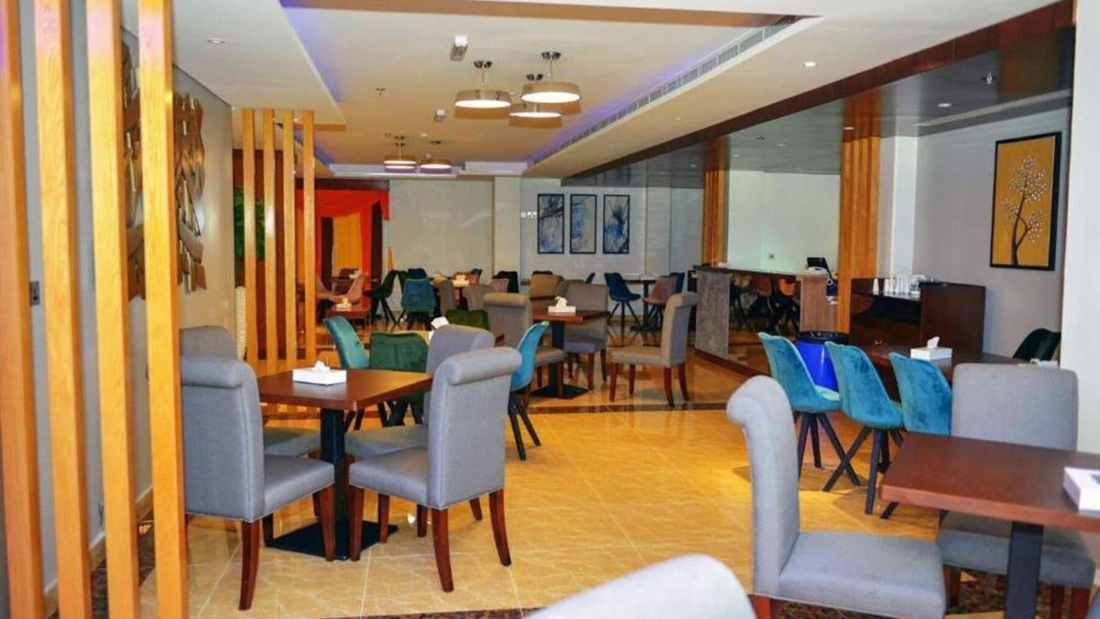 restaurants-restaurants