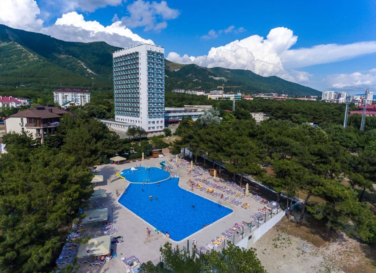pools-outdoor-pool