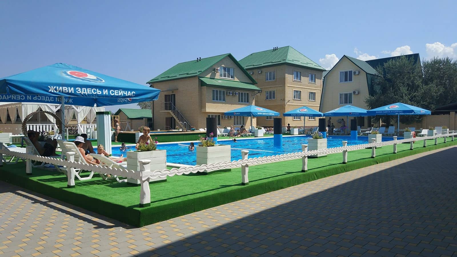 pools-outdoor-pool