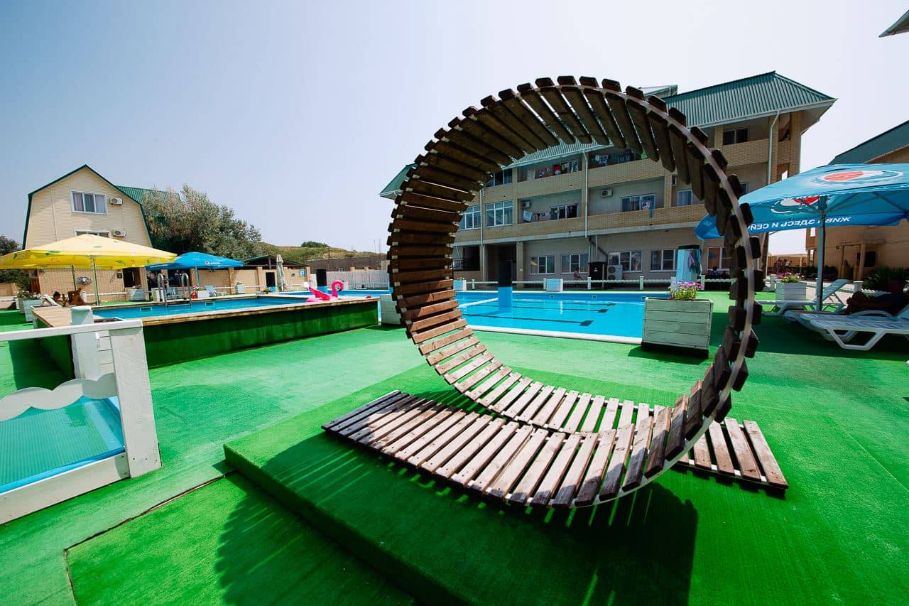 pools-outdoor-pool