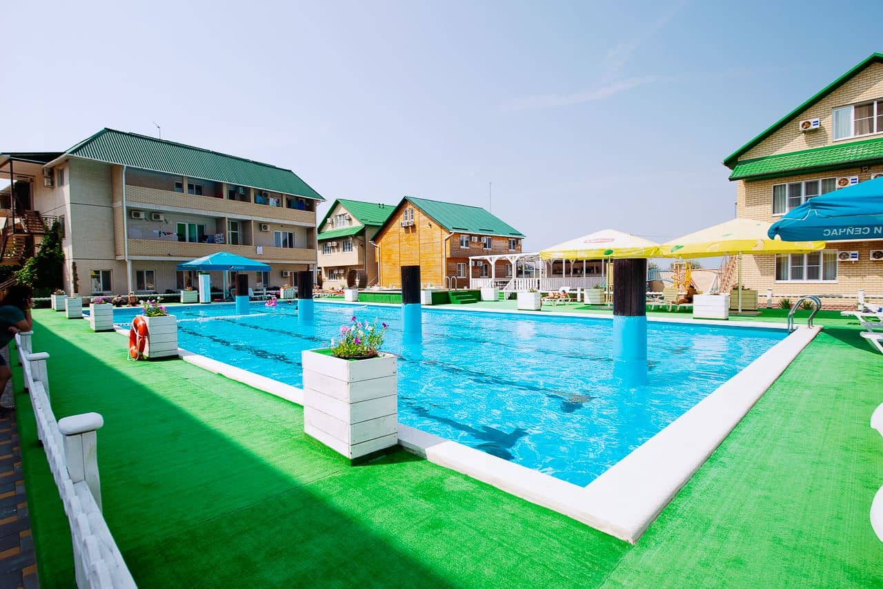 pools-outdoor-pool
