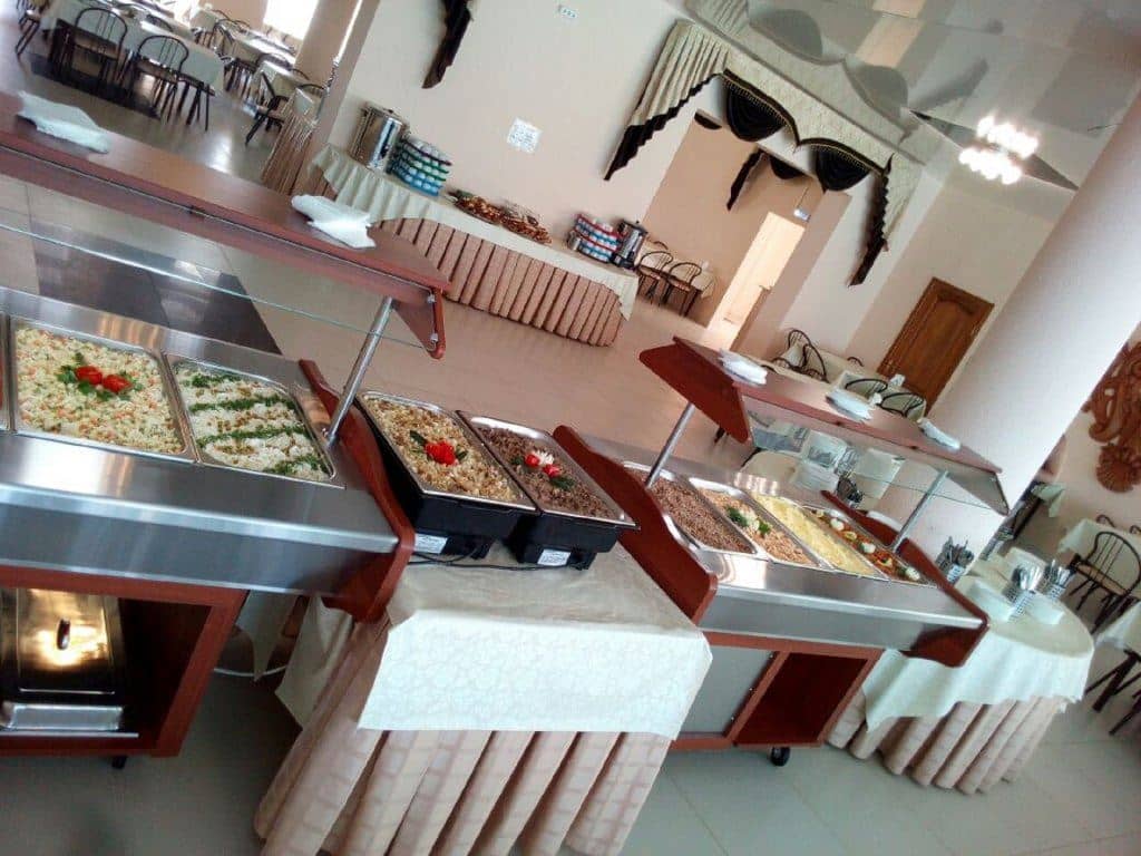restaurants-obedenniy-zal