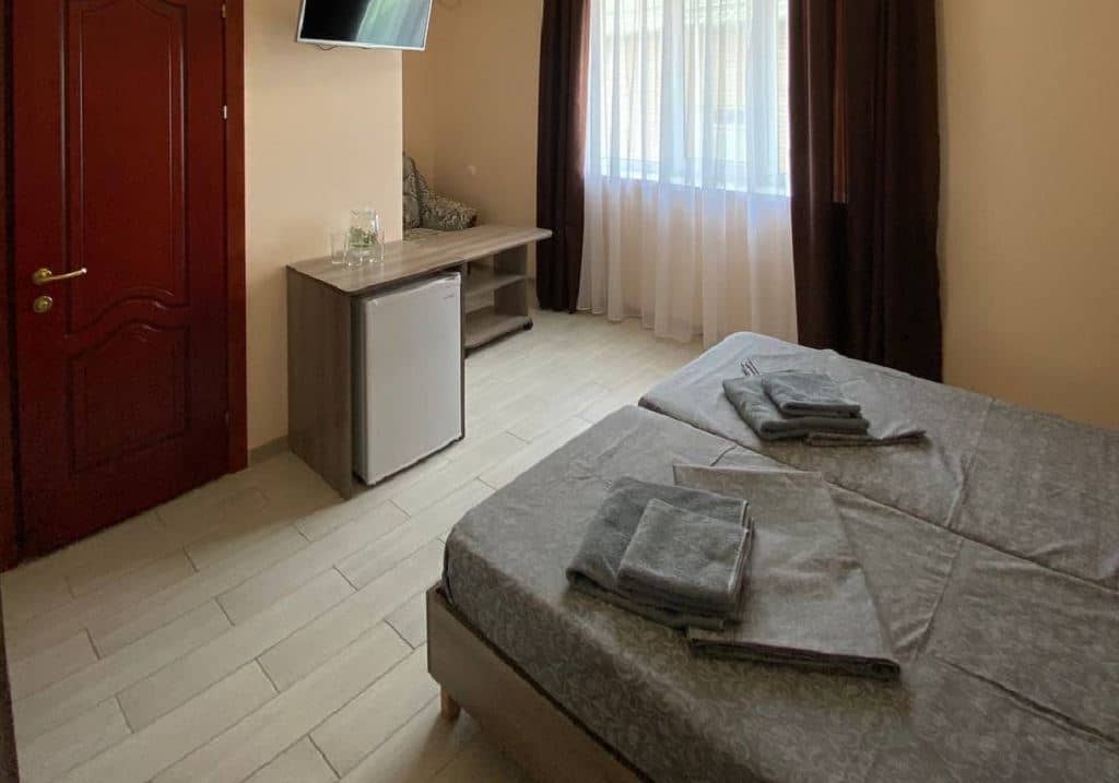 rooms-family-room