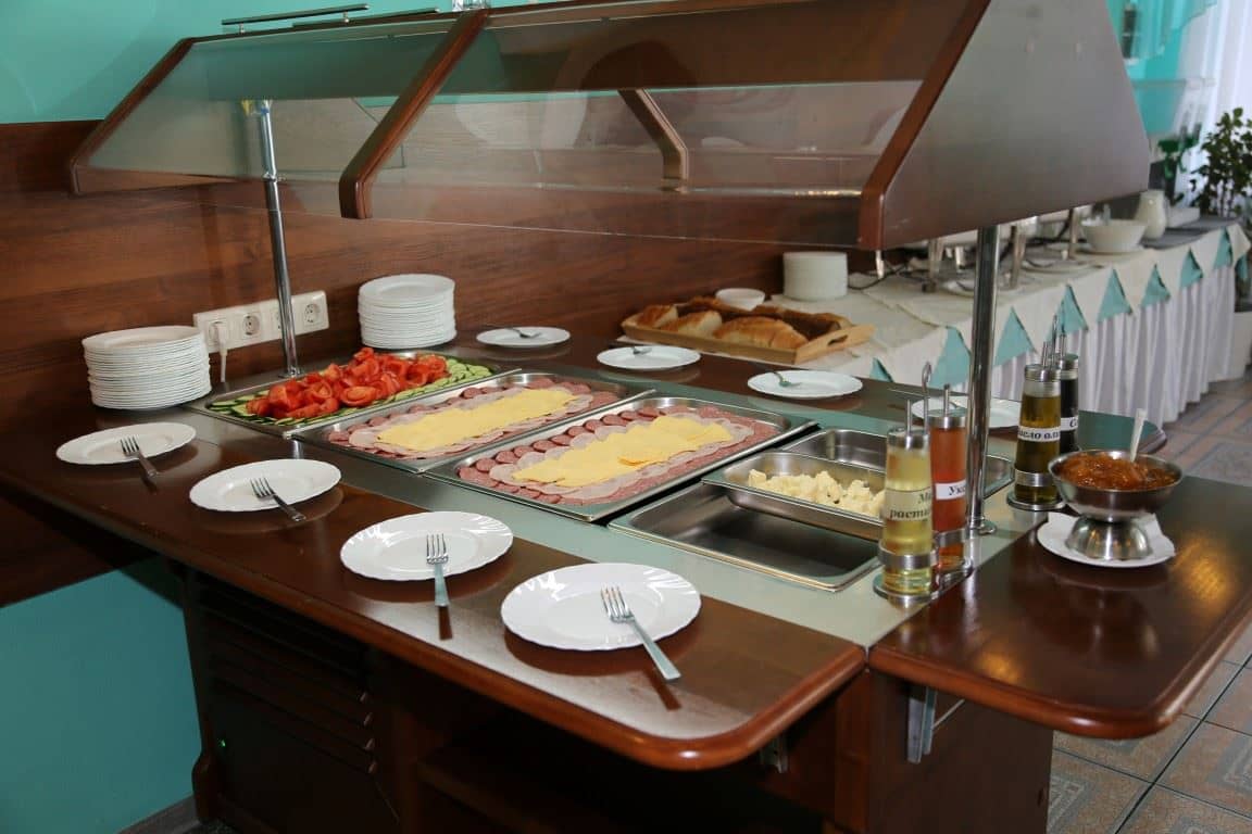 restaurants-dining-hall