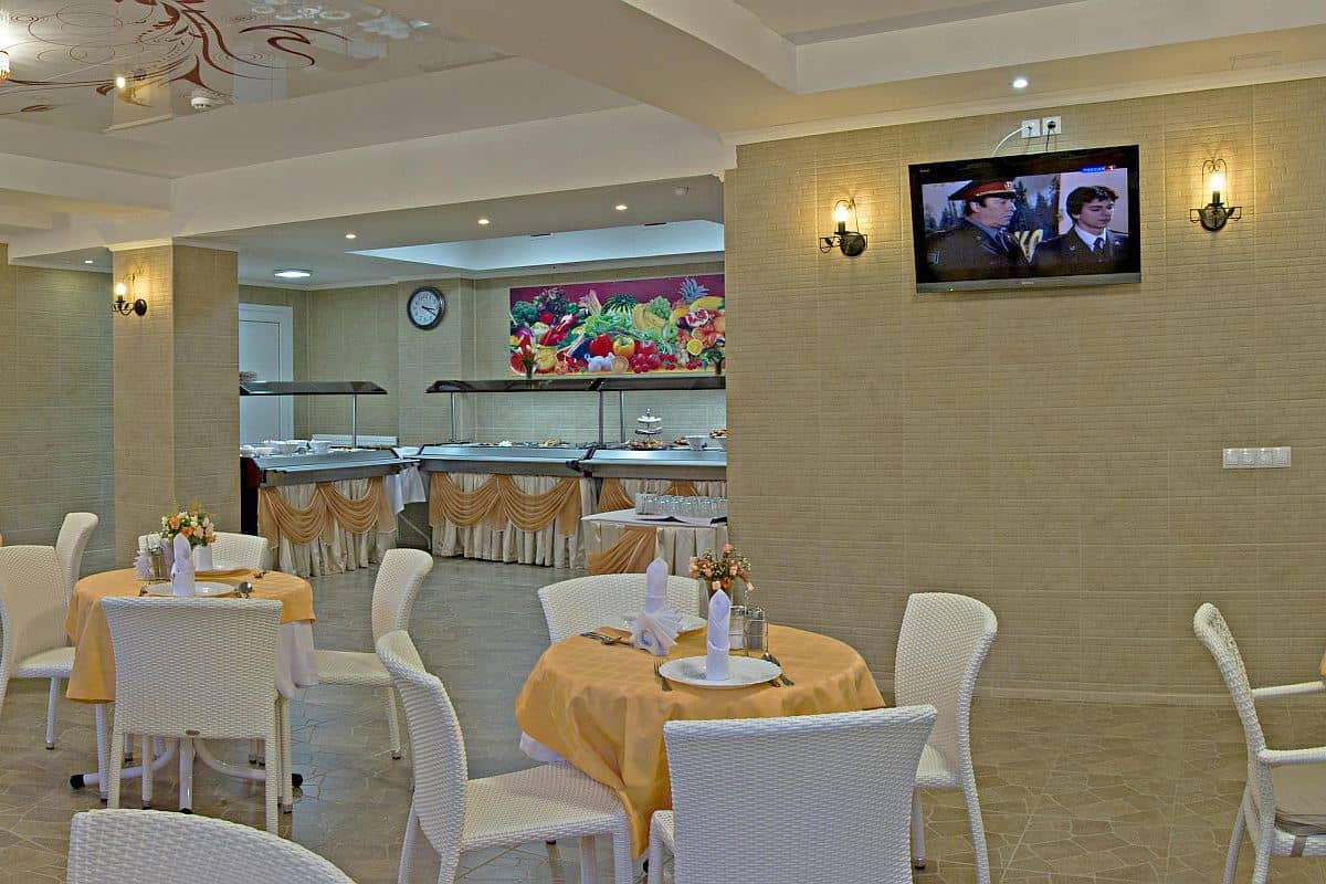 restaurants-obedennyi-zal