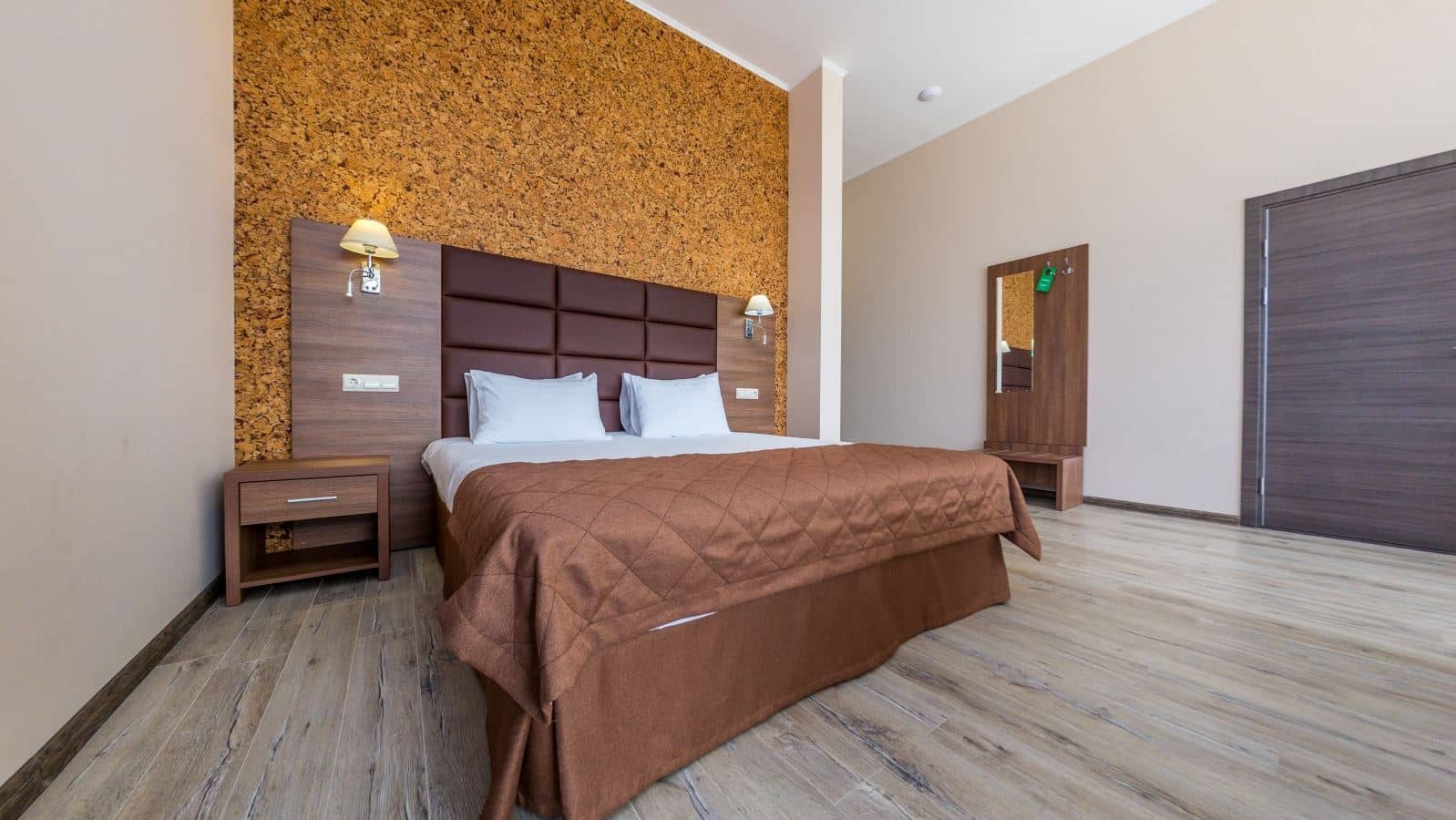 rooms-apartments
